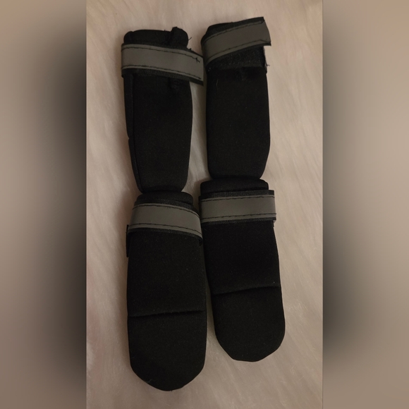 Red and White Pet Santa Outfit w/ Hat and Boots (XS-SM) - Picture 4 of 6